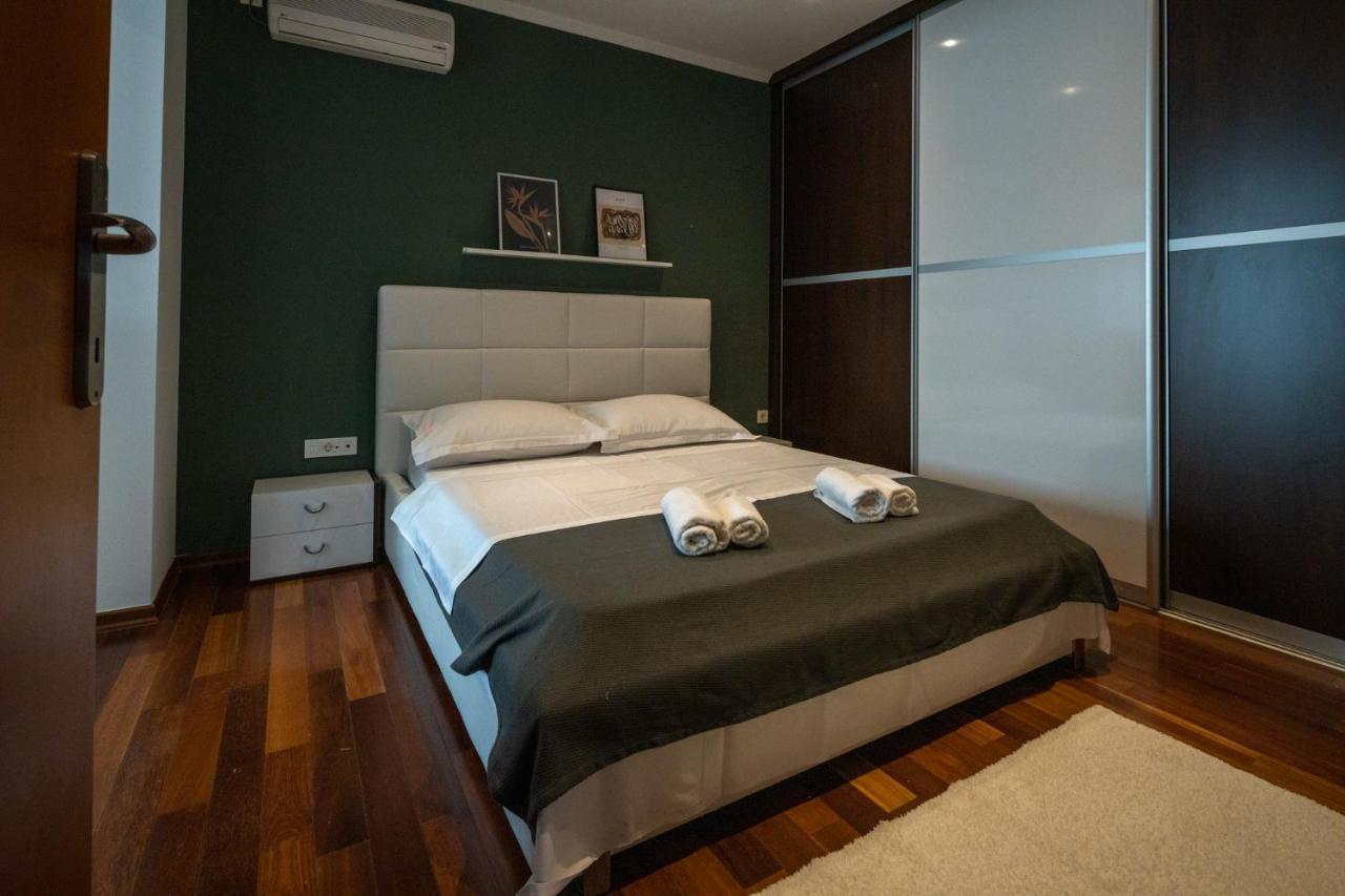 Lumaja Luxury Apartman Biograd Na Moru Exterior photo