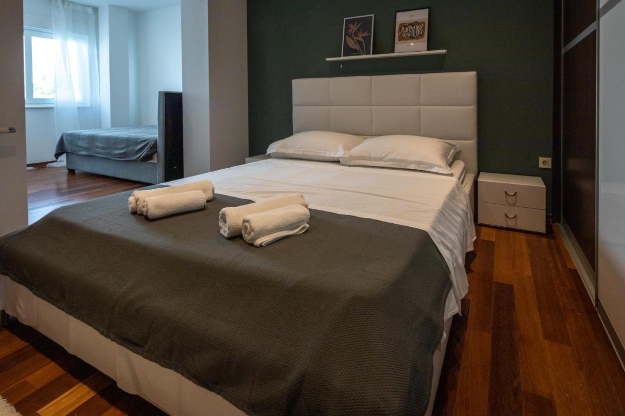 Lumaja Luxury Apartman Biograd Na Moru Exterior photo