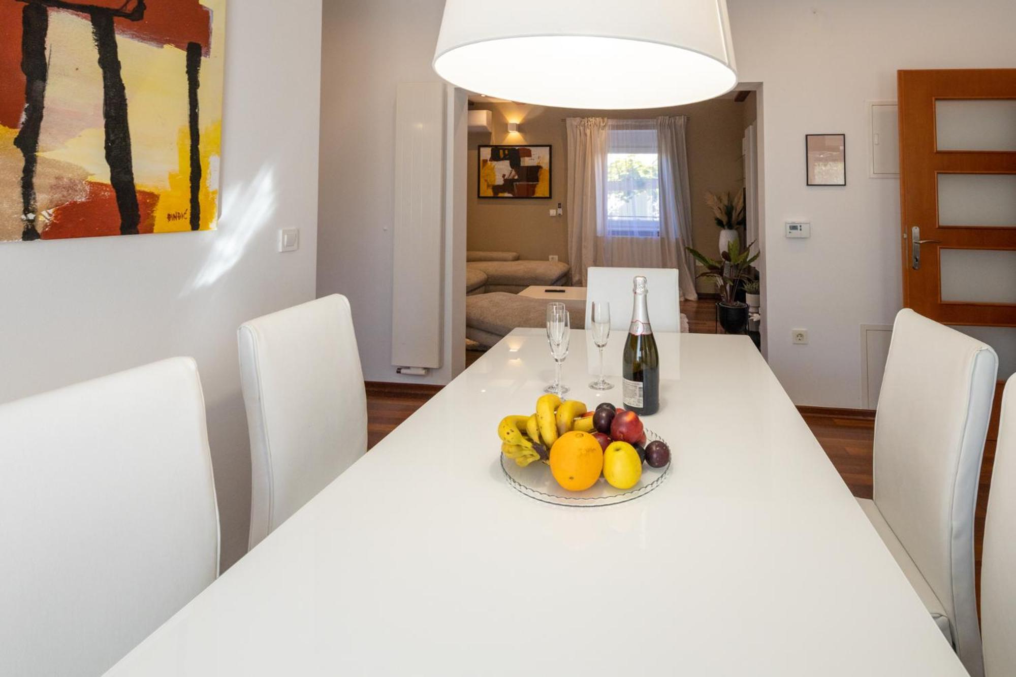 Lumaja Luxury Apartman Biograd Na Moru Exterior photo
